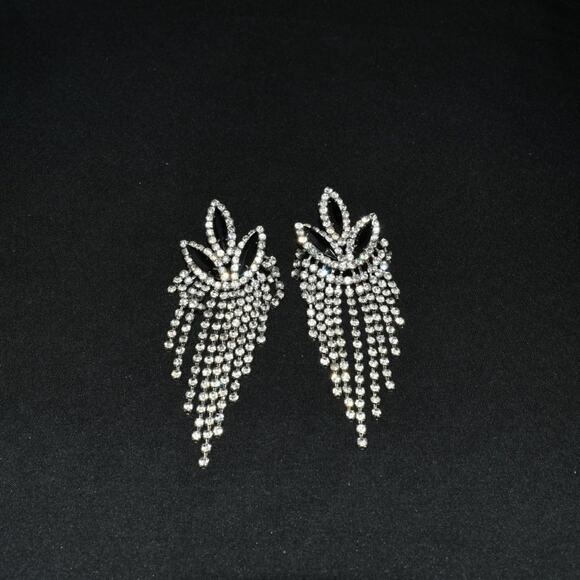 Vintage Black Rhinestone Floral Chandelier Earrings Long Dangle Fringe 3.5” - Picture 7 of 10